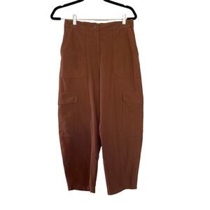 Lululemon Light Utilitech Cargo Pocket High-Rise Pant Roasted Brown sz 27